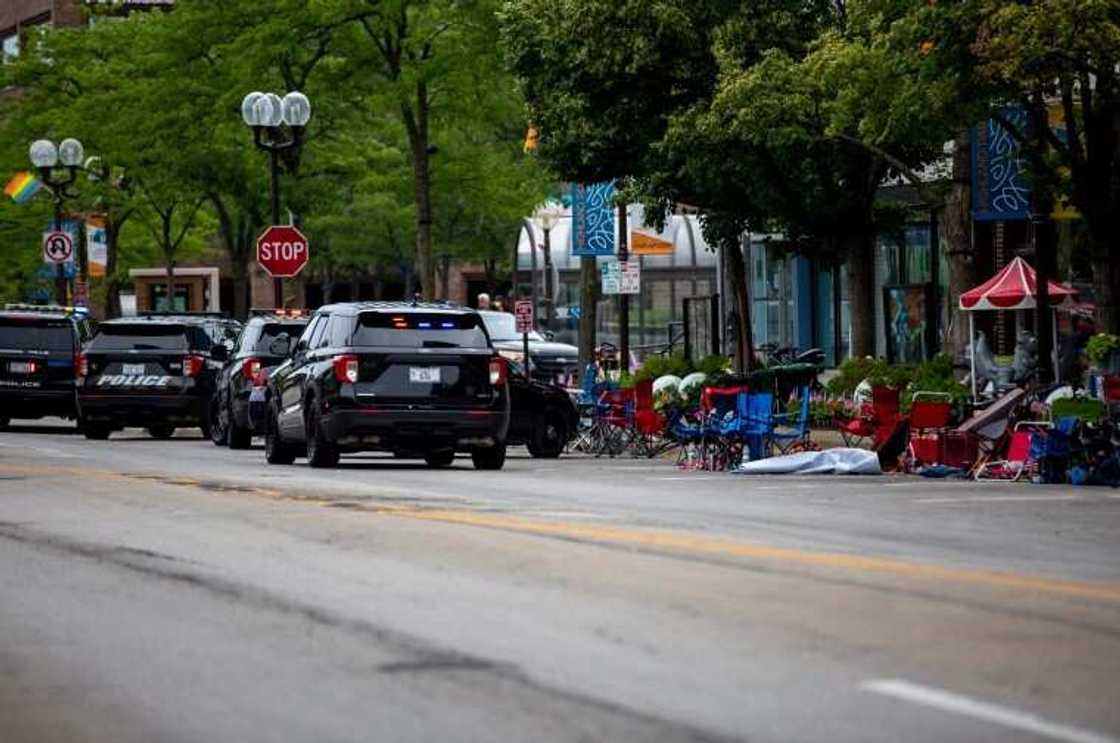 'Yan bindiga sun hallaka mutane a Amurka 'Yan bindiga sun hallaka mutane a Amurka