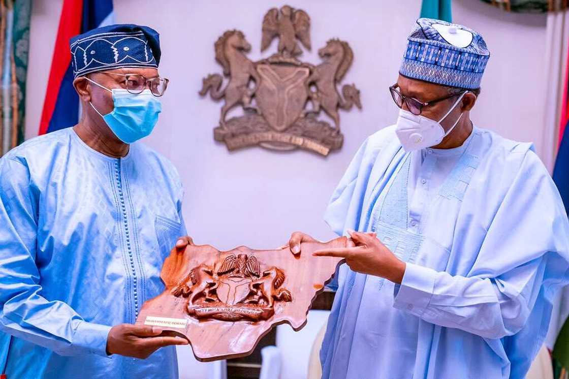 Rufe Boda Bai Hana Shigo Da Makamai Ba Bisa Ƙa'ida Ba, Shugaba Buhari Rufe Boda Bai Hana Shigo Da Makamai Ba Bisa Ƙa'ida Ba, Shugaba Buhari