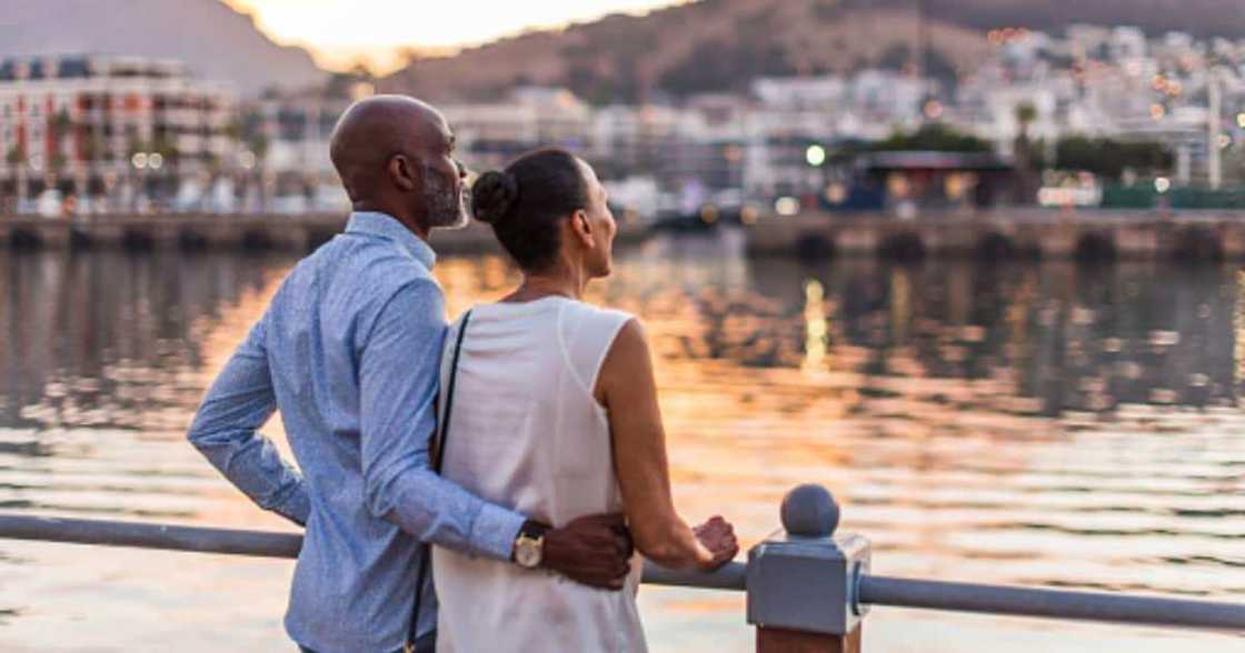 Man made a Decision with Current Wife to date for 6 Years Before Marriage Man made a Decision with Current Wife to date for 6 Years Before Marriage