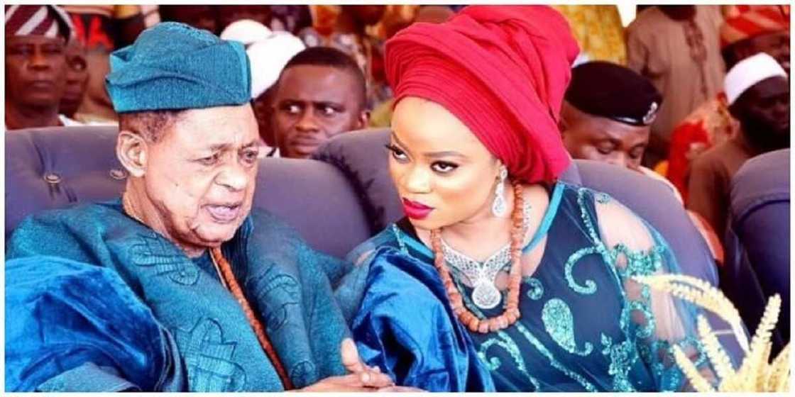 Ana barazana ga rayuwata saboda mutuwar aurena, Tsohuwar matar Sarki Ana barazana ga rayuwata saboda mutuwar aurena, Tsohuwar matar Sarki