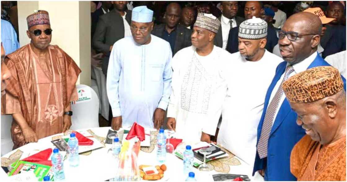 Taron APC a Abuja. Taron APC a Abuja.