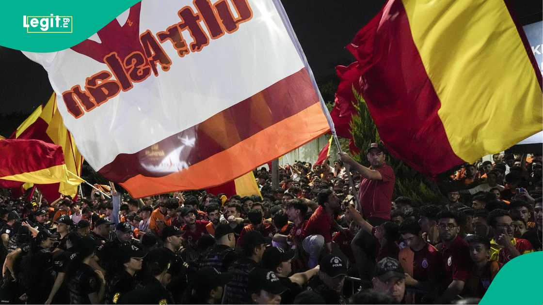 Galatasaray, Ataturk International Airport, Istanbul, Turkiye, Victor Osimhen Galatasaray, Ataturk International Airport, Istanbul, Turkiye, Victor Osimhen