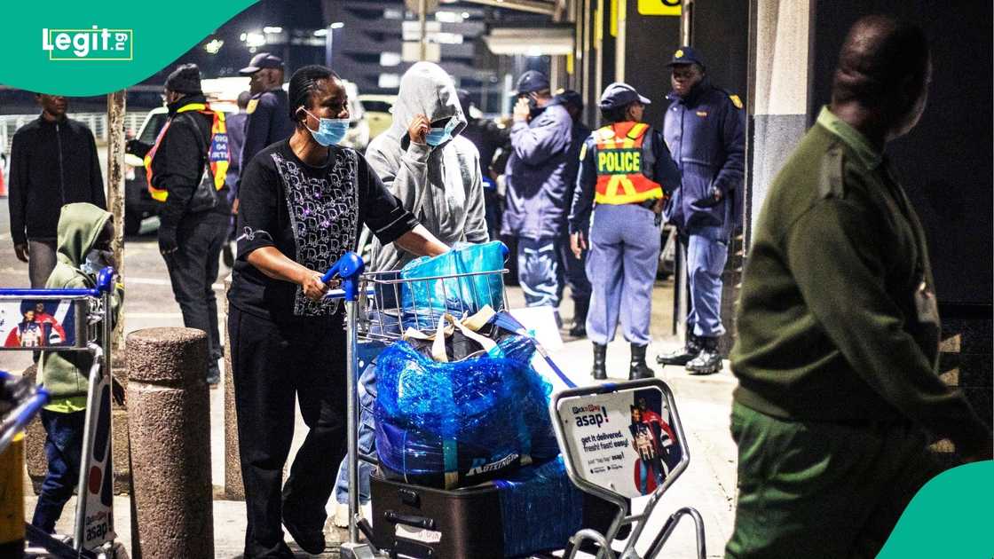 Nigerian man recounts why he had to leave South Africa and return to Nigeria Nigerian man recounts why he had to leave South Africa and return to Nigeria