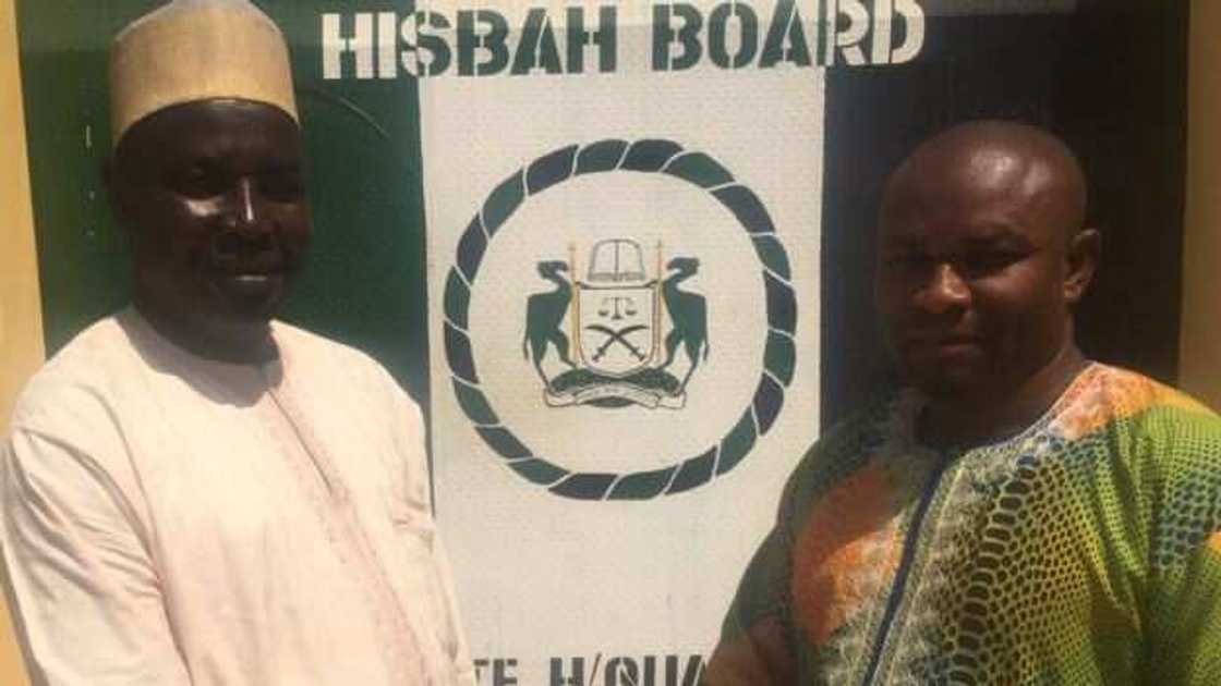Hisbah: Kano Moral Police Arrests "Pharmacist" for Taking Lady who Came to Buy Drug to His Home Hisbah: Kano Moral Police Arrests "Pharmacist" for Taking Lady who Came to Buy Drug to His Home