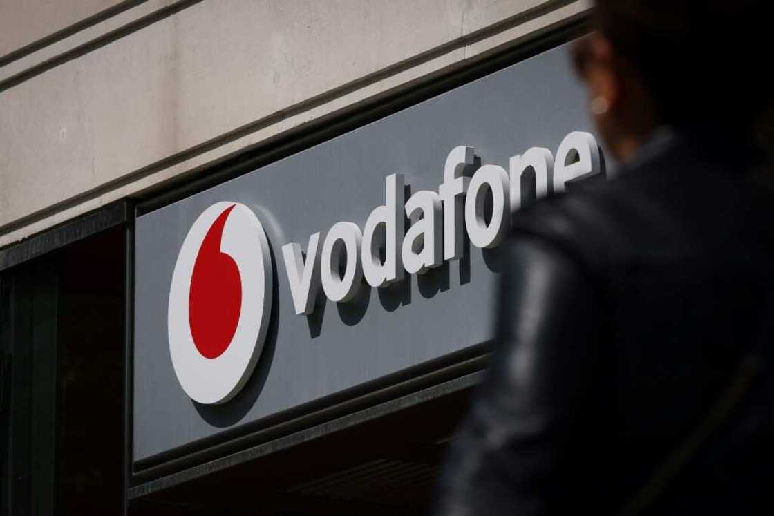 With 27 million combined customers, Vodafone's merger with Three will vault the new group above the UK's two largest mobile operators BT EE and Virgin Media O2 With 27 million combined customers, Vodafone's merger with Three will vault the new group above the UK's two largest mobile operators BT EE and Virgin Media O2