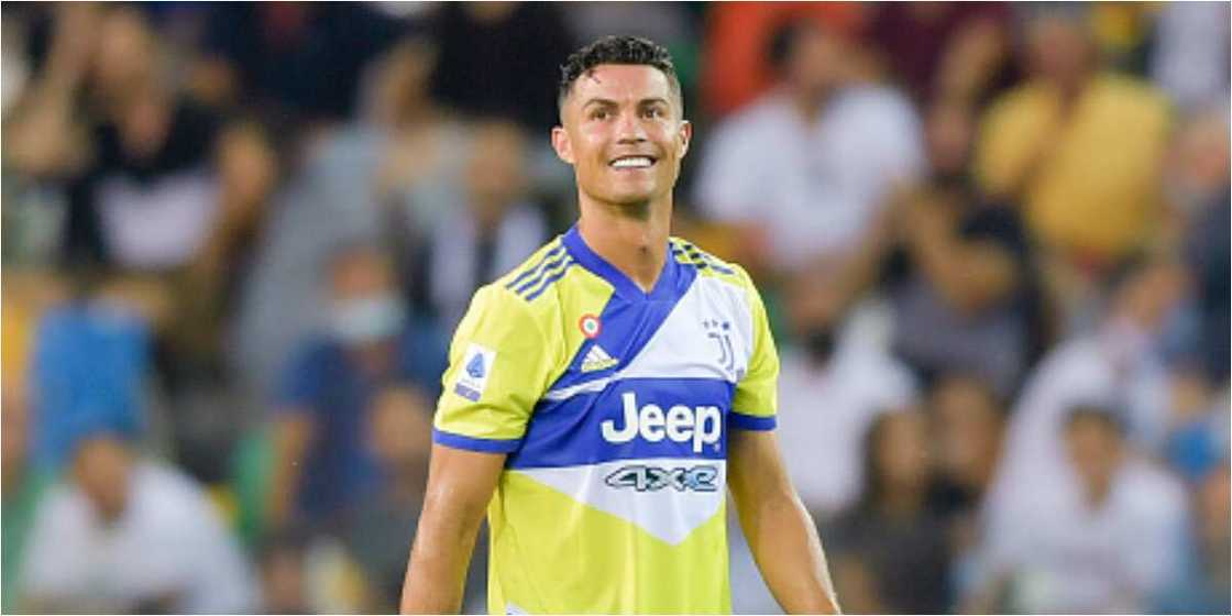Glazer family set to fulfil promise to Man United fans as billionaire wants £25m-priced Ronaldo Glazer family set to fulfil promise to Man United fans as billionaire wants £25m-priced Ronaldo