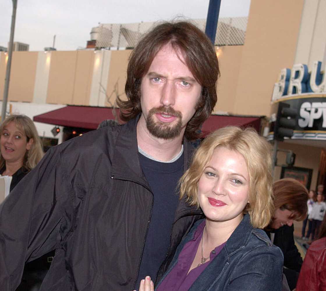 Tom Green and Drew Barrymore arrive at the premiere of "Freddy Got Fingered."