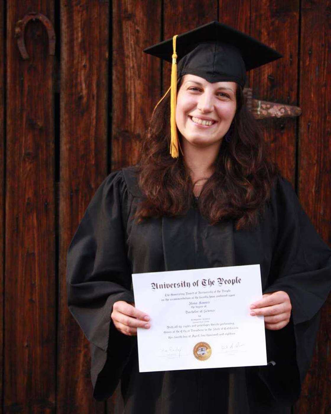 University of the People ranking, review, courses offered, is it