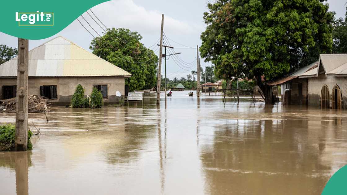 Yadda ruwa ya mamaye wasu yanki na Najeriya Yadda ruwa ya mamaye wasu yanki na Najeriya