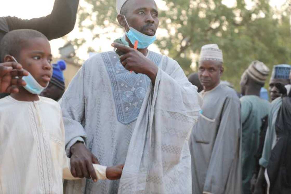 Hotuna: Cike da farin ciki, iyaye sun hadu da 'ya'yansu da aka sace a Kankara Hotuna: Cike da farin ciki, iyaye sun hadu da 'ya'yansu da aka sace a Kankara