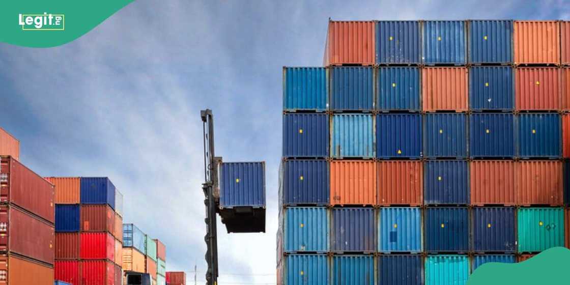 Imported containers drop Imported containers drop