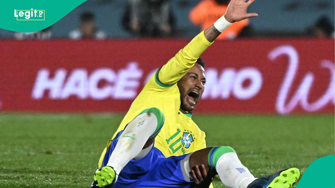 Neymar reacts after being injured against Uruguay in October 2023. Photo: Guillermo Legaria