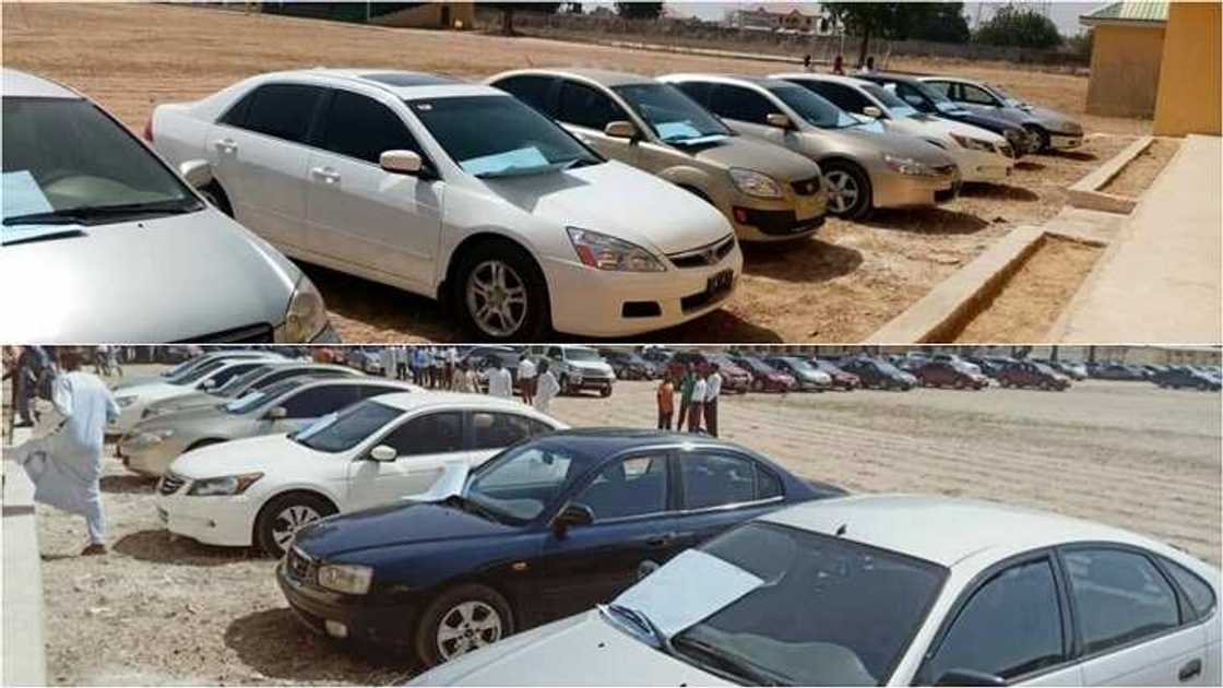 Yaba kyauta tukwici: Dalibi ya raba ma tsofaffin Malamansa motocin alfarma a Daura Yaba kyauta tukwici: Dalibi ya raba ma tsofaffin Malamansa motocin alfarma a Daura