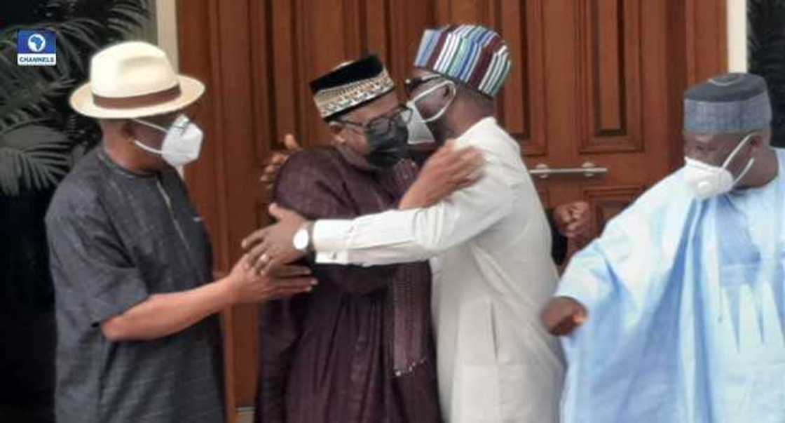 Wike ya sasanta gwamnan jihar Benue da na Bauchi kan batun makiyaya Wike ya sasanta gwamnan jihar Benue da na Bauchi kan batun makiyaya