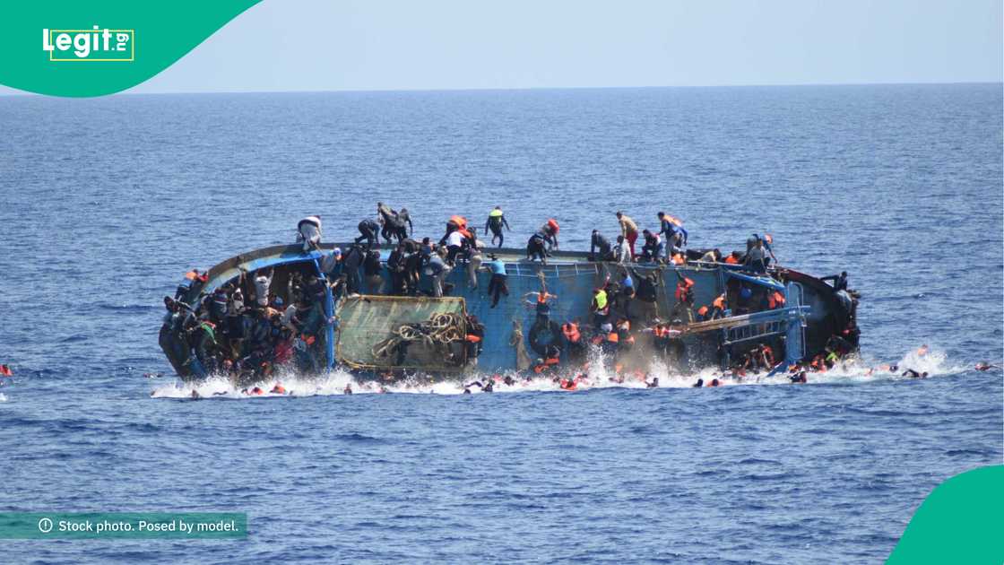 Hukumar IOM ta nemi hadin kan kasashen duniya bayan jirgin ruwa ya kife da mutane fiye da 50 Hukumar IOM ta nemi hadin kan kasashen duniya bayan jirgin ruwa ya kife da mutane fiye da 50