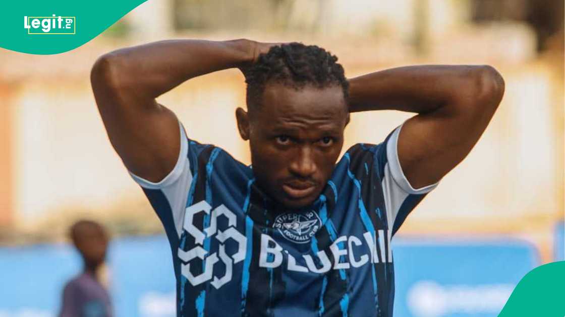 Oladipupo Ayotunde Osineye has reached 100,000 retweets to secure a tryout opportunity at Sevilla FC Oladipupo Ayotunde Osineye has reached 100,000 retweets to secure a tryout opportunity at Sevilla FC