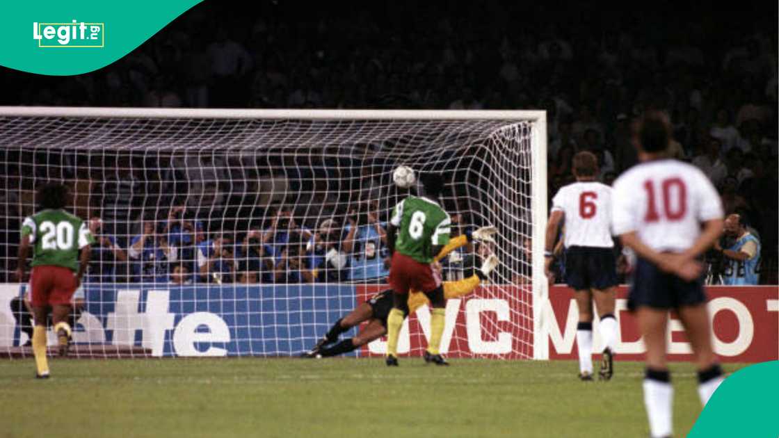 Emmanuel Kunde, Cameroon, England, FIFA