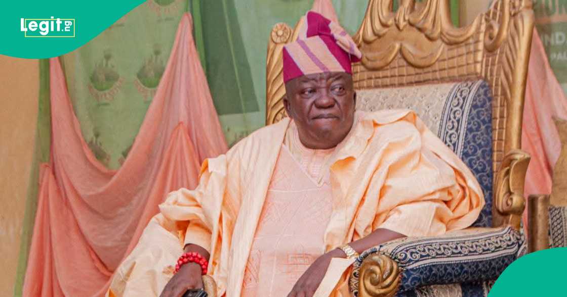 Oba Khalid Oyeniyi Olabisi. Oba Khalid Oyeniyi Olabisi.