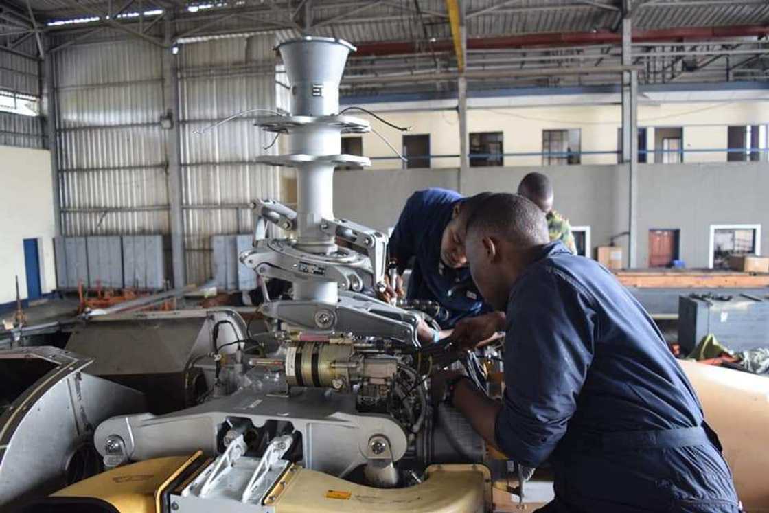 Hotuna: Yadda sojojin saman Najeriya suka kera sabon jirgin sama mai saukar Ungulu Hotuna: Yadda sojojin saman Najeriya suka kera sabon jirgin sama mai saukar Ungulu