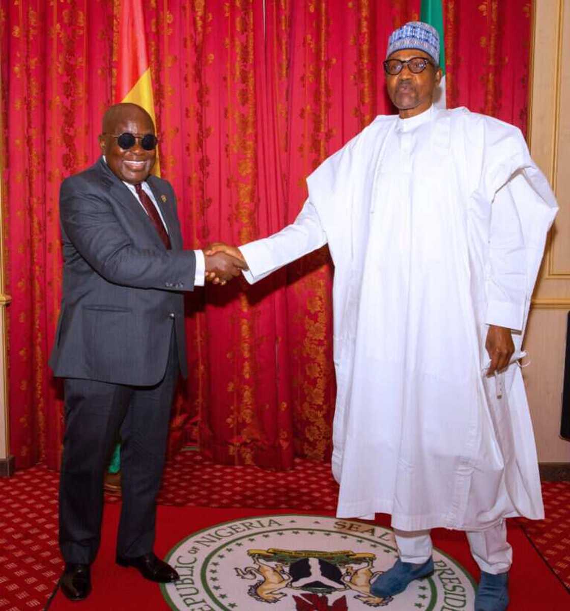 Bayan zabtare albasi masu mukamai, hotunan shugaban kasar Ghana a Aso Rock sun bayyana Bayan zabtare albasi masu mukamai, hotunan shugaban kasar Ghana a Aso Rock sun bayyana