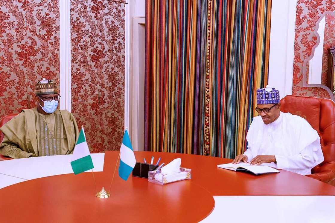 Muna rayuwa cikin bala'i, Gwamnan Niger ya koka ga Buhari Muna rayuwa cikin bala'i, Gwamnan Niger ya koka ga Buhari