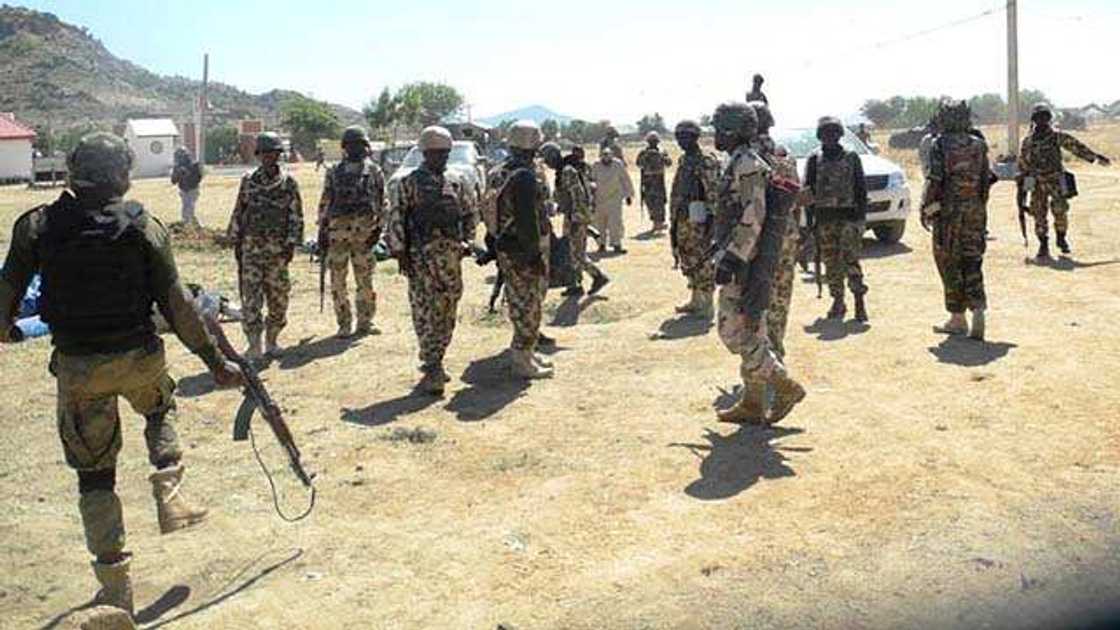 Sojoji sun shiga dajin sabubu a jihar Zamfara Sojoji sun shiga dajin sabubu a jihar Zamfara