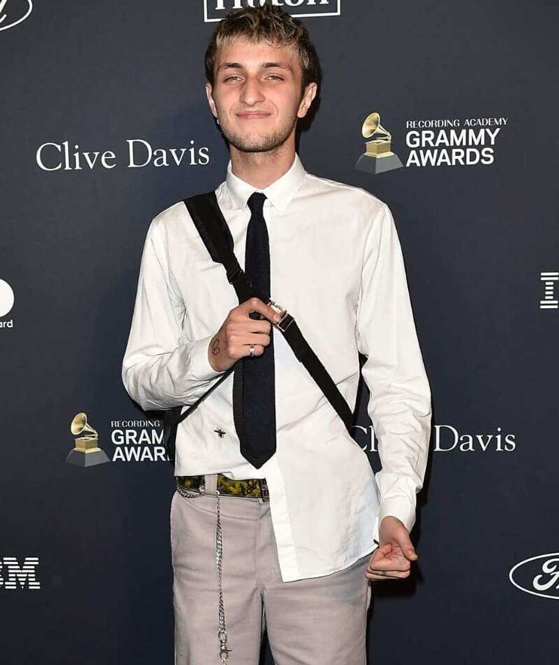 Anwar Hadid Anwar Hadid