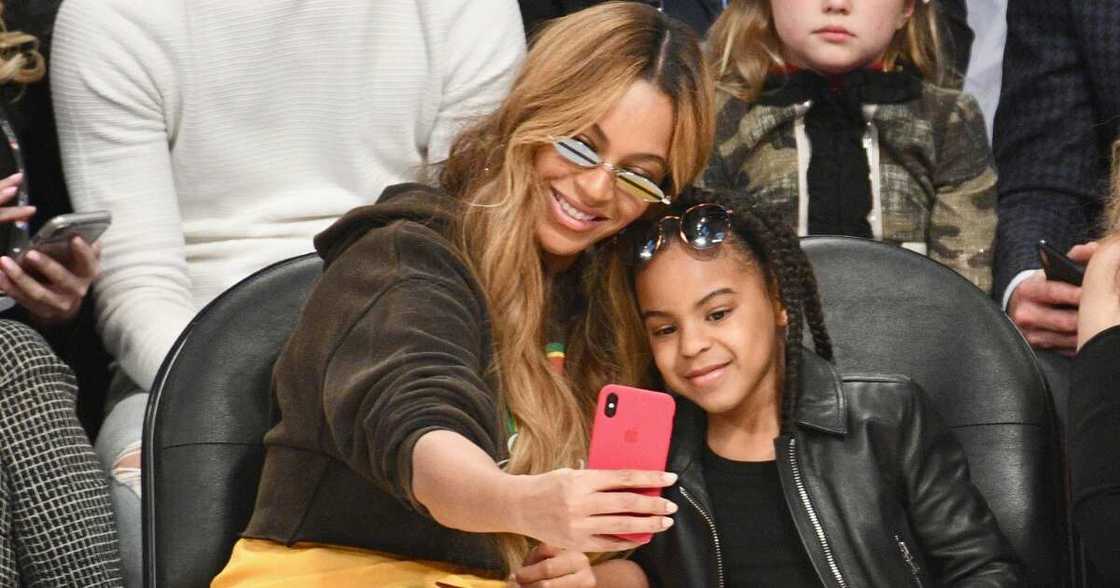 Beyoncé Knowles Carter shows rare picture of twins Rumi and Sir Beyoncé Knowles Carter shows rare picture of twins Rumi and Sir