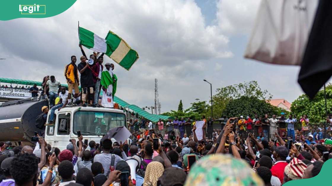 Rising insecurity and poverty threaten millions of young Nigerians Rising insecurity and poverty threaten millions of young Nigerians