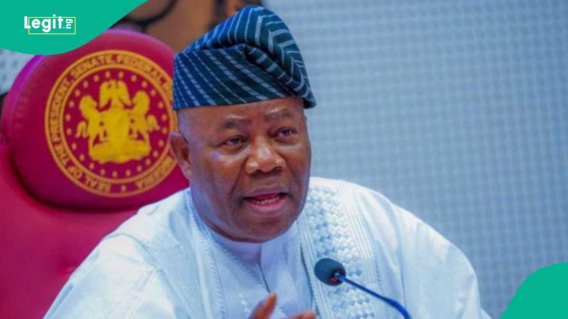 Wani jami'i a ayarin motocin Akpabio ya rasa ransa Wani jami'i a ayarin motocin Akpabio ya rasa ransa