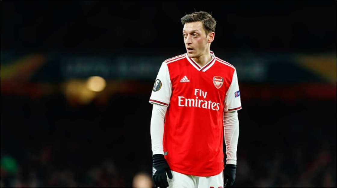 Mesut Ozil: Former Arsenal star Lauren blames German star for his Arsenal problems