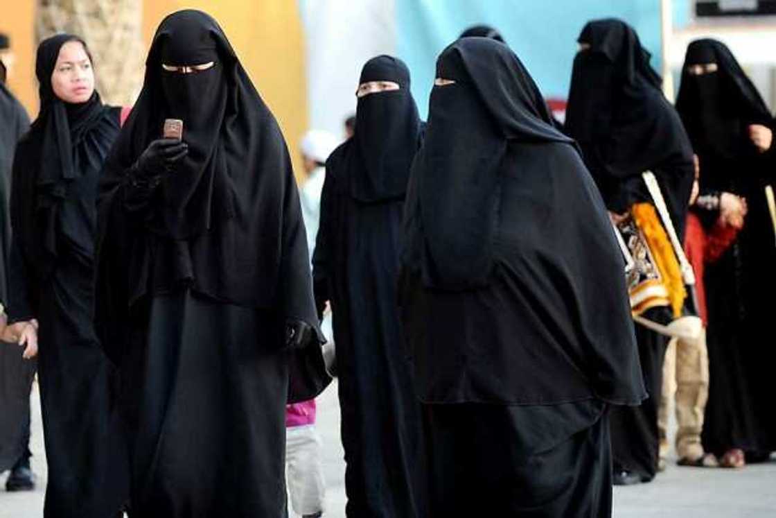 Coronavirus ta sake kashe wasu mutane hudu a Saudiyya Coronavirus ta sake kashe wasu mutane hudu a Saudiyya