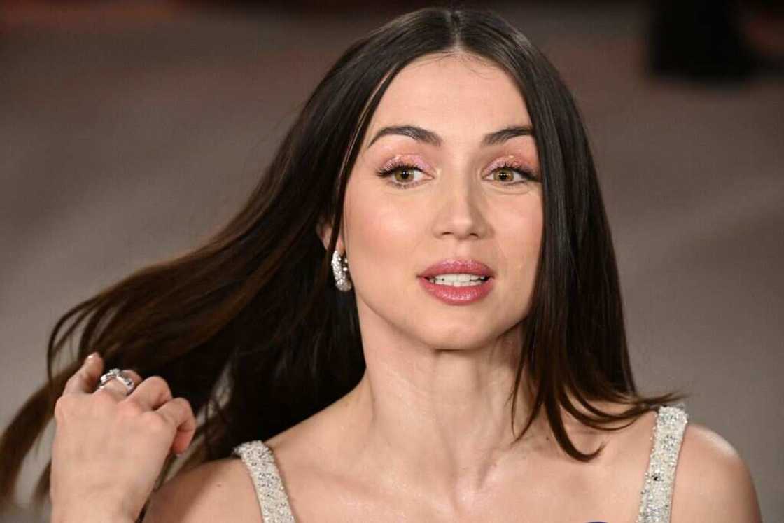 Brunette actresses in their 30s Brunette actresses in their 30s
