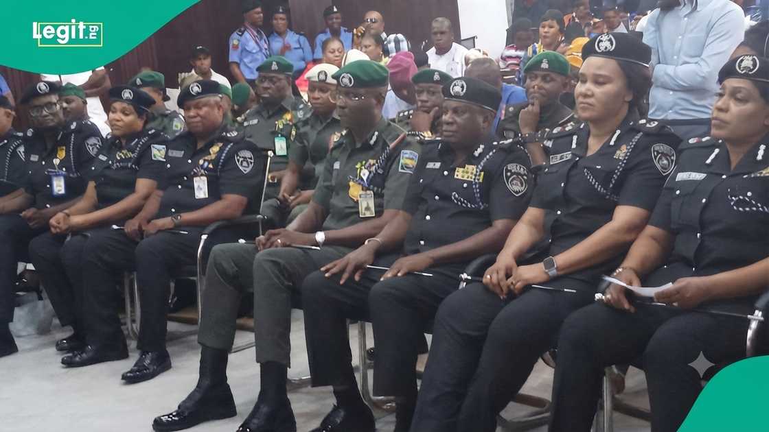 AIG Olohundare Jimoh, Zone 2 Police Command, Nigeria Police Force, police promotion, senior police officers, Onikan Lagos, Deborah Omoruan AIG Olohundare Jimoh, Zone 2 Police Command, Nigeria Police Force, police promotion, senior police officers, Onikan Lagos, Deborah Omoruan
