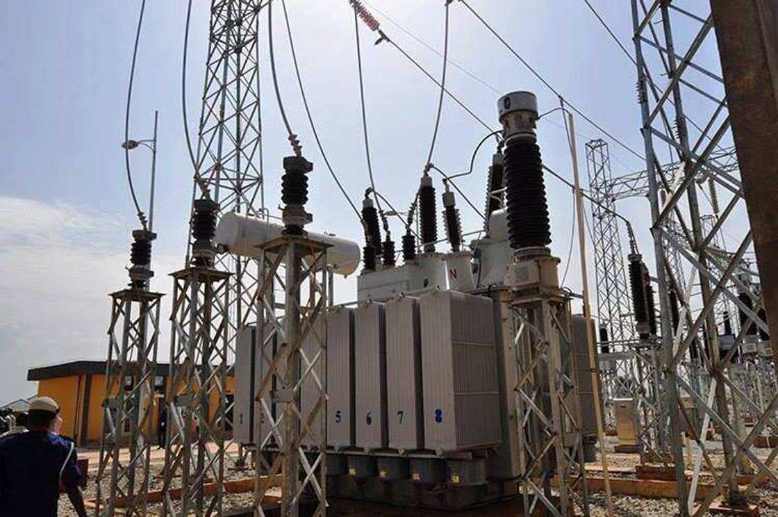 Transformer Transformer