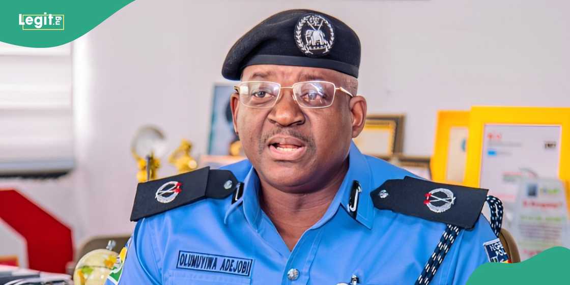 Police interrogate Ogun monarch seen assaulting man in viral video Police interrogate Ogun monarch seen assaulting man in viral video