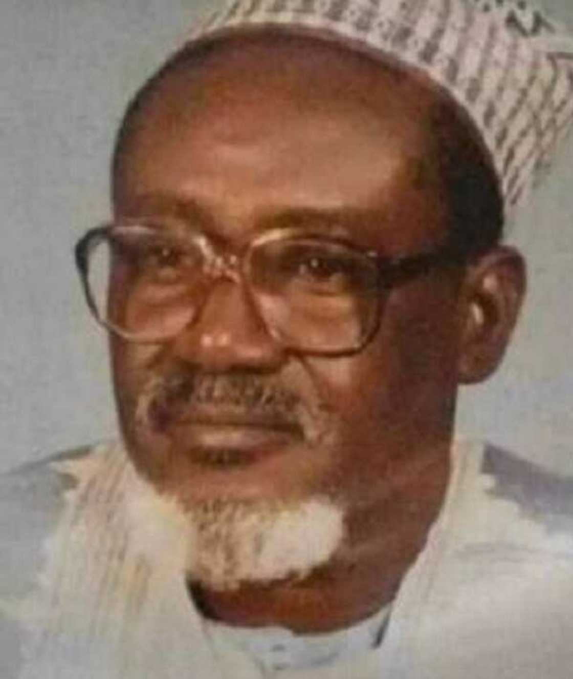 Allah ya yi wa tsohon ministan ilimi, Muhammad Bello, rasuwa Allah ya yi wa tsohon ministan ilimi, Muhammad Bello, rasuwa
