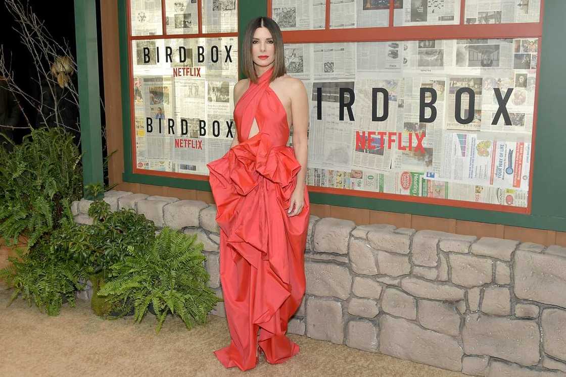 L'actrice Sandra Bullock assiste à la projection de "Bird Box" à New York à l'Alice Tully Hall, Lincoln Center le 17 décembre 2018 à New York. (Photo de Michael Loccisano)