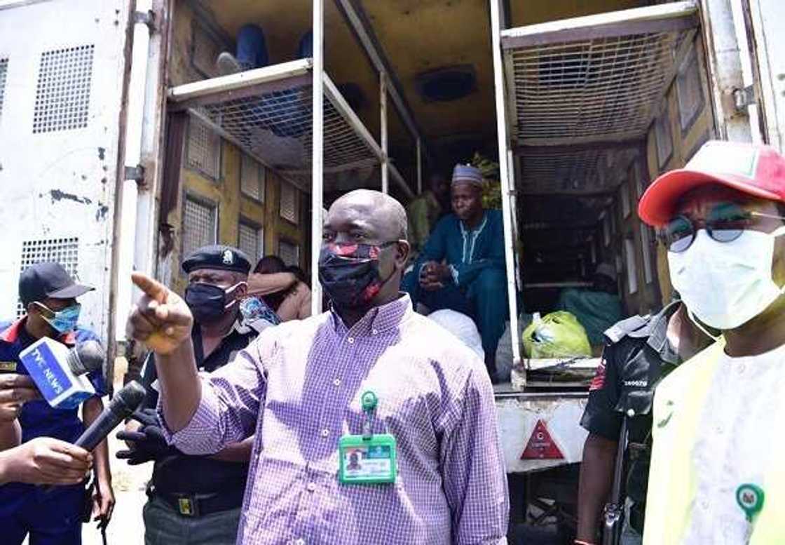 Kaduna: 'Yan bindiga sun kashe dattijuwa Hauwa Umaru da 'yan sanda hudu Kaduna: 'Yan bindiga sun kashe dattijuwa Hauwa Umaru da 'yan sanda hudu