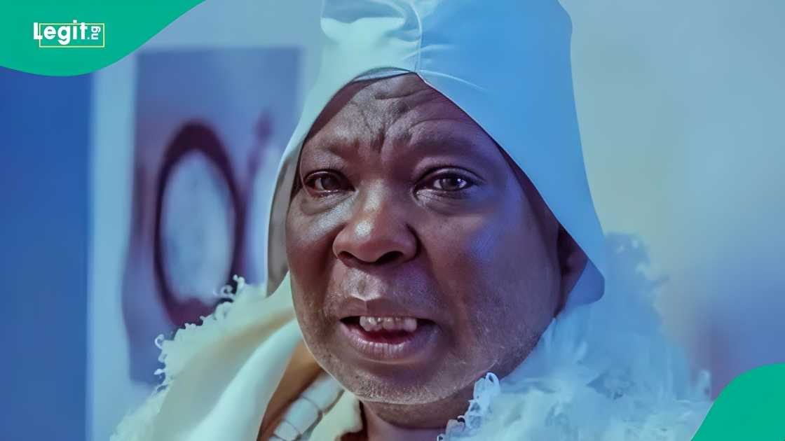Kunle Afod announce death of colleague Elegbeje Ado.