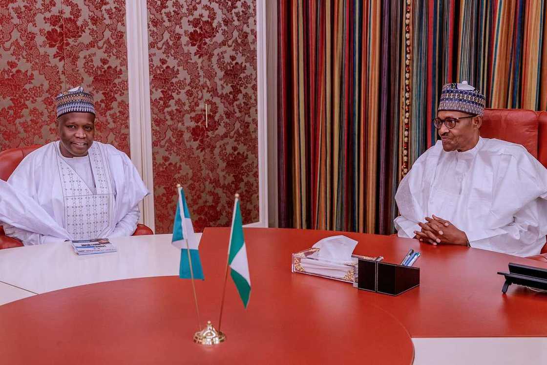 Gwamnan arewa ya bayyana dalilin cin hanci da rashawa a Najeriya Gwamnan arewa ya bayyana dalilin cin hanci da rashawa a Najeriya