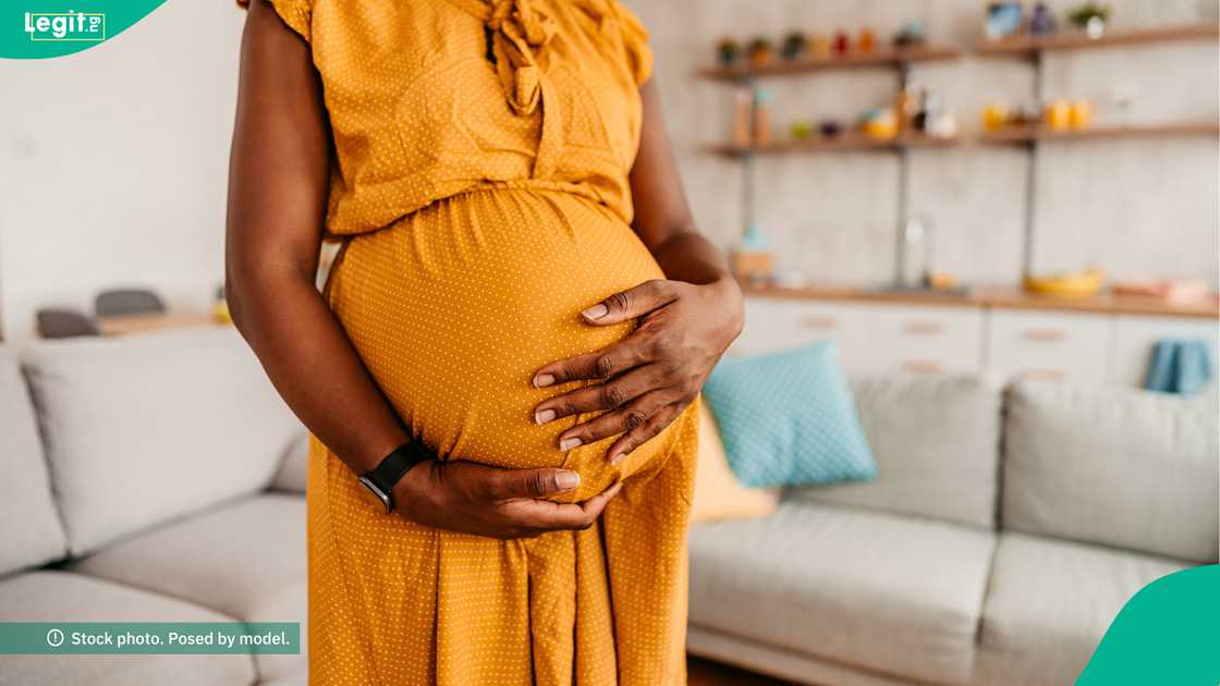 A lady explains why a woman in a relationship should fake a pregnancy. A lady explains why a woman in a relationship should fake a pregnancy.