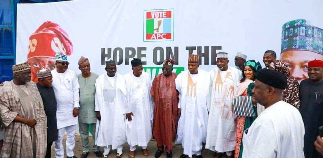 Taro ln APC a Abuja. Taro ln APC a Abuja.