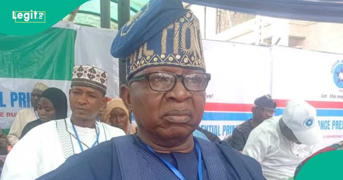 Aare Adekunle Rufai Omoaje.