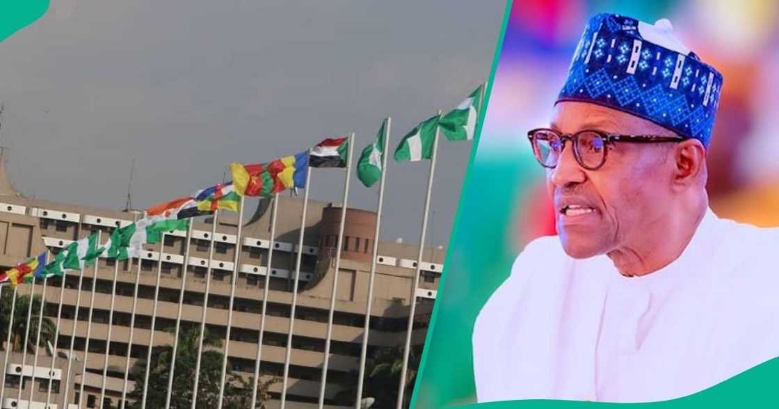 Tinubu directs all national flags to fly at half-staff for seven days in honour of late President Buhari. Tinubu directs all national flags to fly at half-staff for seven days in honour of late President Buhari.