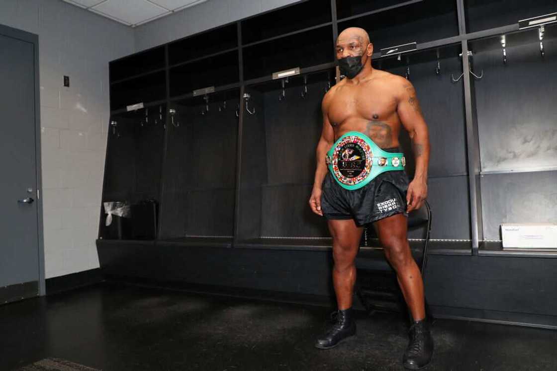 Mike Tyson questions Floyd Mayweather's 'best ever' status ahead of Logan fight Mike Tyson questions Floyd Mayweather's 'best ever' status ahead of Logan fight