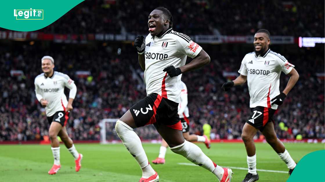 Calvin Bassey, Rodrigo Munoz, Alex Iwobi, Fulham, Manchester United, Old Trafford, Manchester, England, FA Cup. Calvin Bassey, Rodrigo Munoz, Alex Iwobi, Fulham, Manchester United, Old Trafford, Manchester, England, FA Cup.