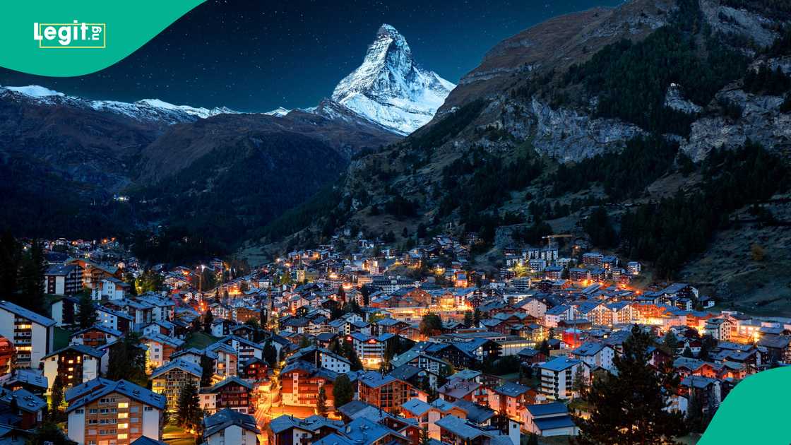 Entire Village Wiped Out, Buried After Glacier Collapse, Destroying Everything Entire Village Wiped Out, Buried After Glacier Collapse, Destroying Everything