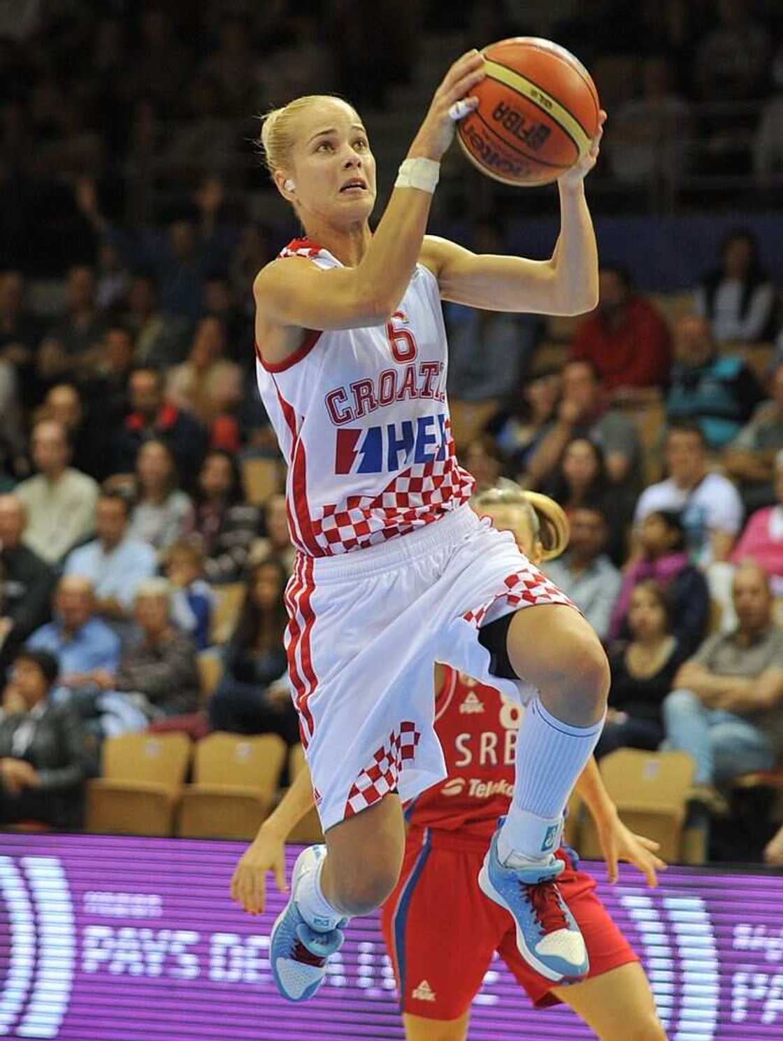 Attractive female athletes Attractive female athletes