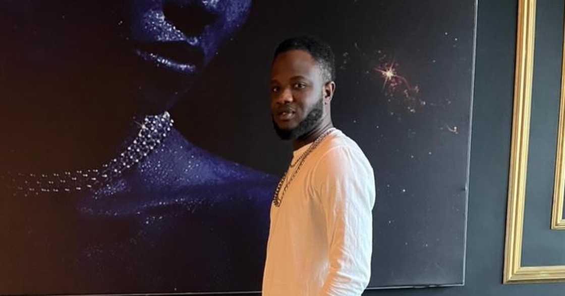 Pictures of Deeone's best kept secret surfaces online Pictures of Deeone's best kept secret surfaces online